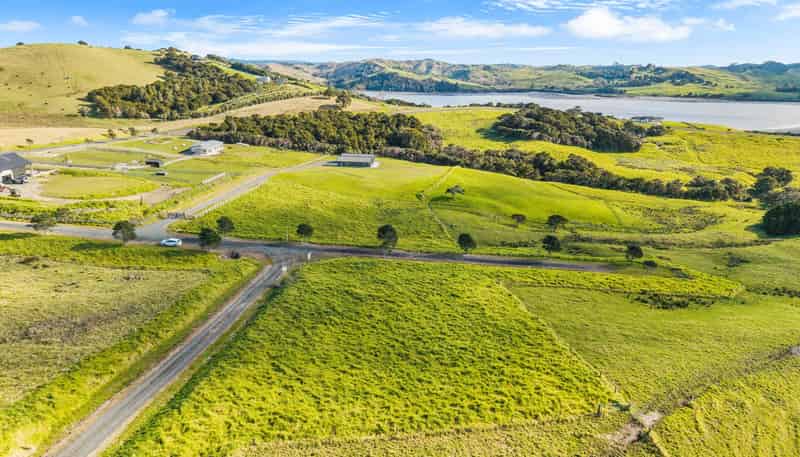 6 Country Heights Terrace, Kaiwaka