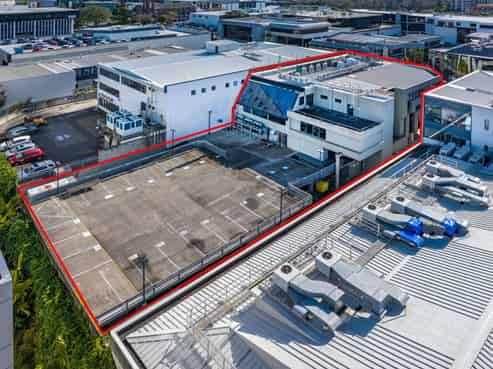 City Fringe Freehold Vacant Possession Mixed-Use