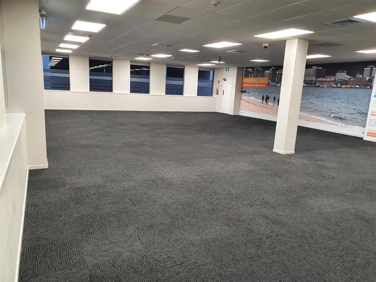 Northcroft 254sqm Office - Mehr