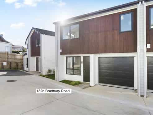 A,B & C/132 Bradbury Road, Botany Downs