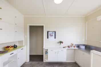 27a Joseph Street, West End