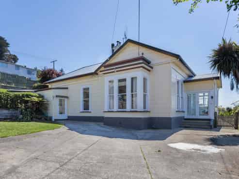 6 Earn Street, Oamaru