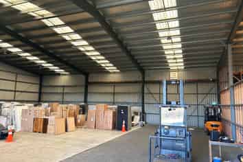Quality Warehouse 