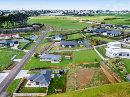 32A Larlin Drive, Hawera