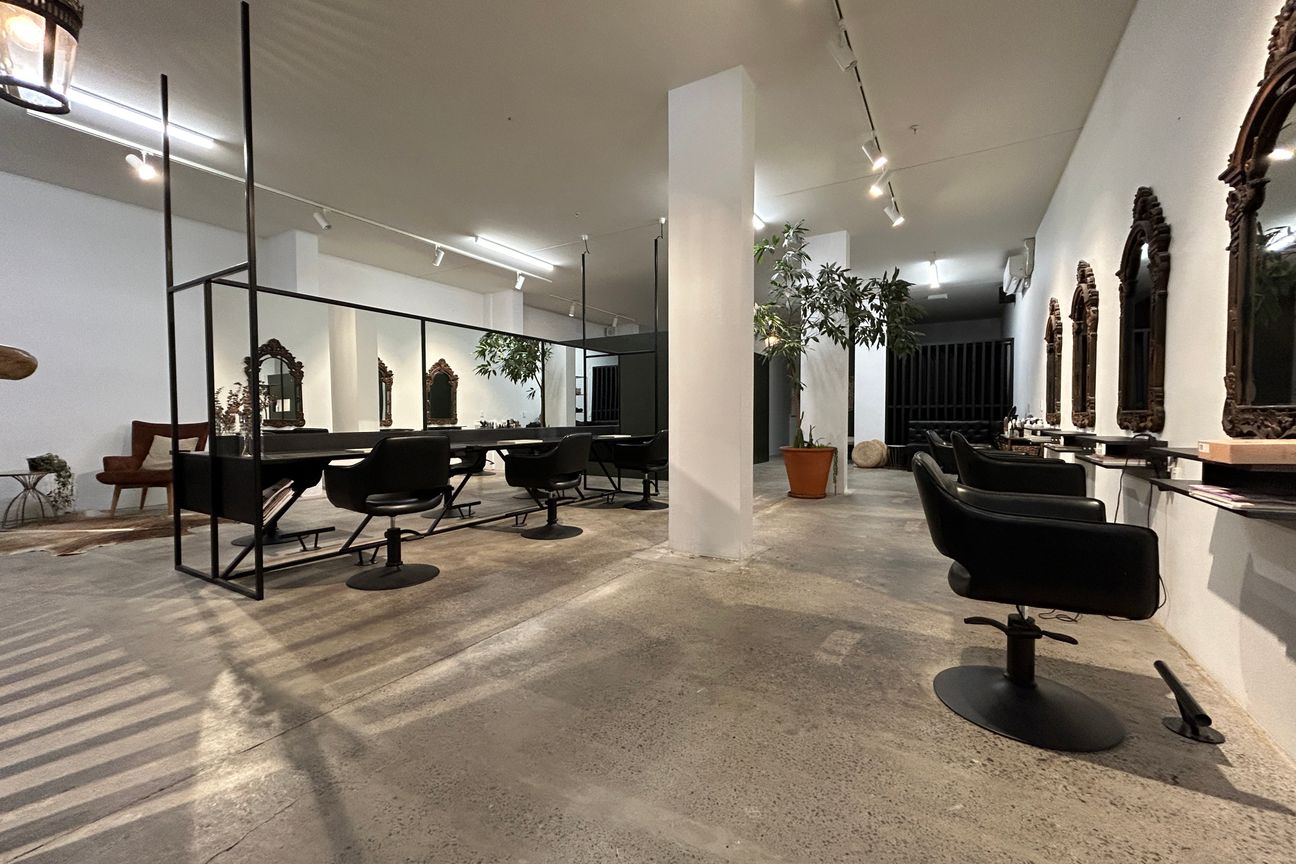 Larger Stylish Retail Premises - Bild 6