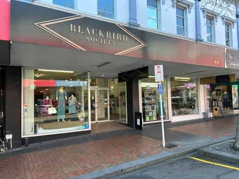 Larger Stylish Retail Premises