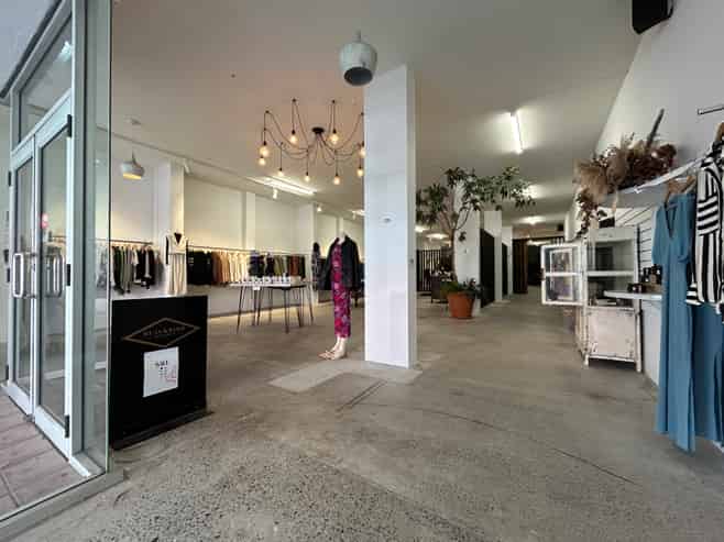 Larger Stylish Retail Premises
