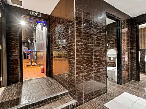 High profile hospitality in Albert Street