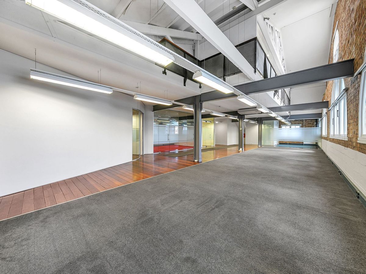 Character Space in Cathedral House - Vista 4