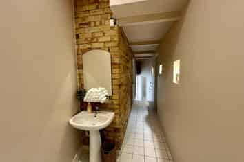 Jervois Road Standalone  