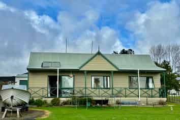 9 Ahipara Rd, Ahipara