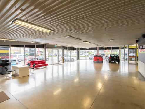 Andersons Bay Rd For Lease