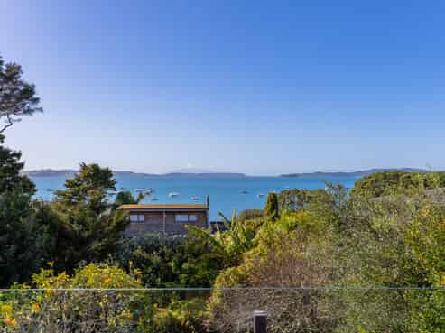 27 Willjames Avenue, Algies Bay
