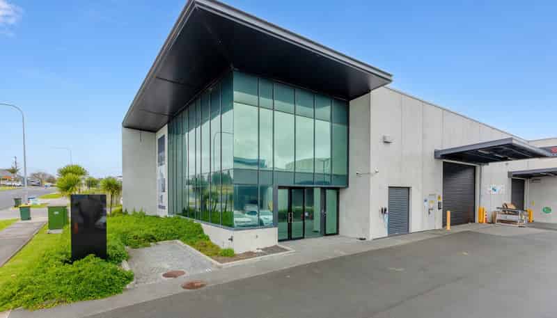 4/4 Laurenson Road, Hobsonville