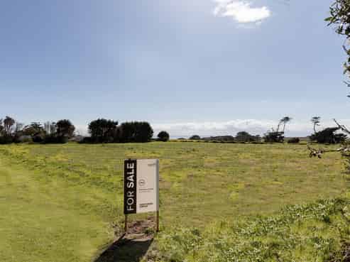 10251C State Highway 35, Waihau Bay