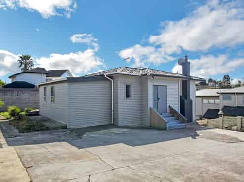 233 Main Highway, Ellerslie