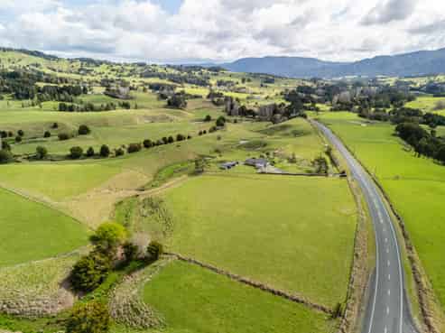 1483 State Highway 1, Okaihau