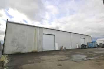 Modern 880sqm warehouse on Keith Street