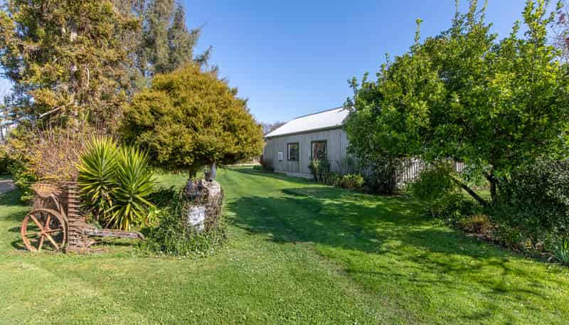 2966 State Highway 2, Waipukurau