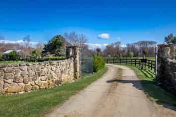 2966 State Highway 2, Waipukurau