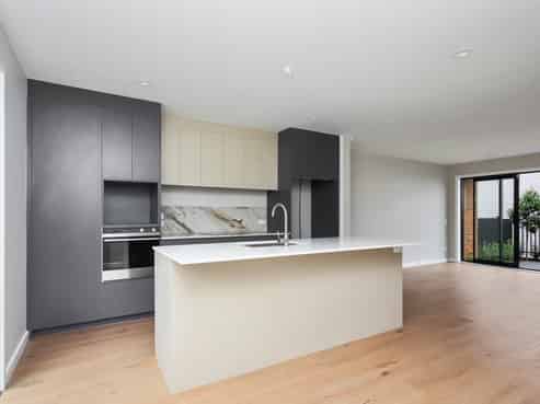 16/245 Kepa Road, Mission Bay