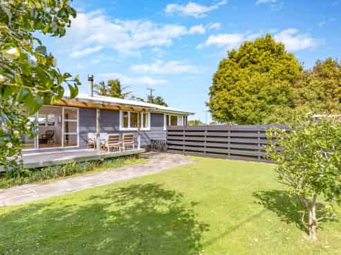 7 Riverside Drive, Point Wells