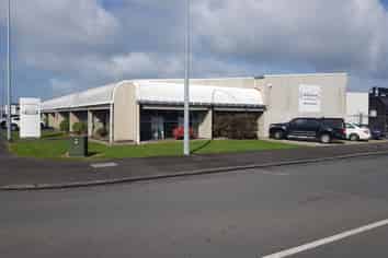 Showroom, Storage, Secure Yard