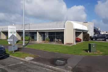 Showroom, Storage, Secure Yard