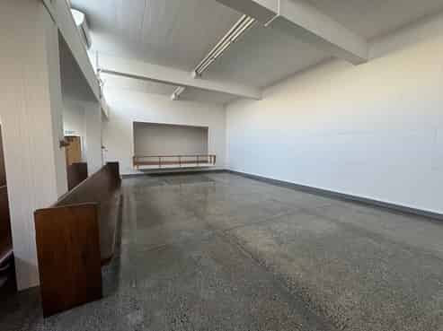 Unique space on Tennyson