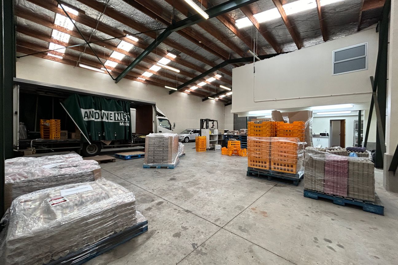 Column Free Warehouse in Secure Complex - Ansicht 4