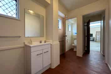 Column Free Warehouse in Secure Complex