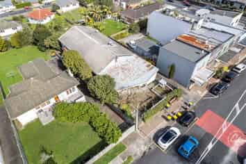 13 Williamson Avenue, Belmont