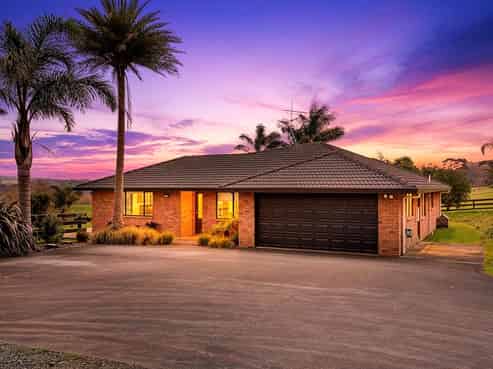 23 Tarrant Road, Helensville