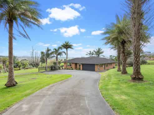 23 Tarrant Road, Helensville