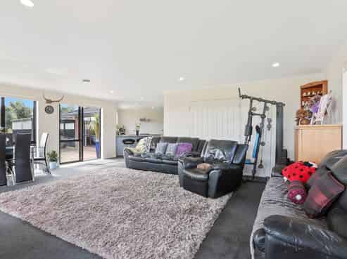 23 Tarrant Road, Helensville