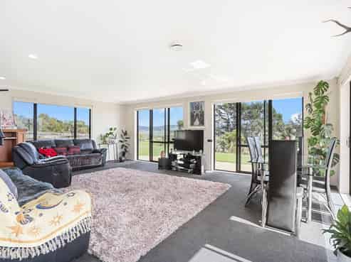 23 Tarrant Road, Helensville