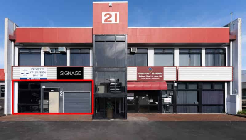 Unit 2/21 Street, Papakura