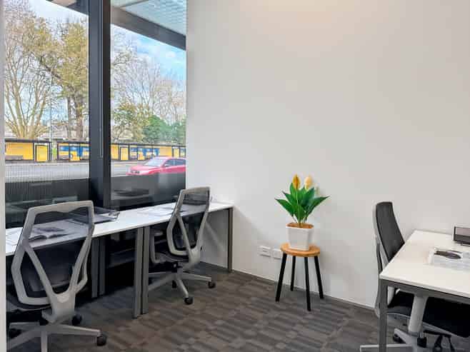 Office space for 2 persons in 155 Fanshawe Street