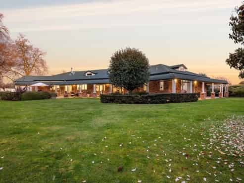 223 Lake View Drive, Karapiro