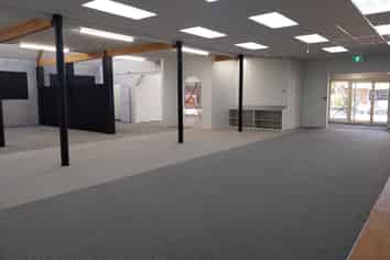 Retail Space in The Mall
