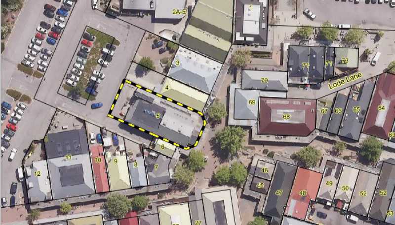5 The Mall, Cromwell