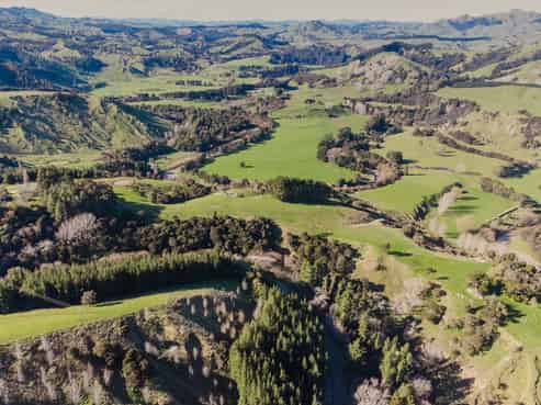 395 Clifton Grove Road, Gladstone