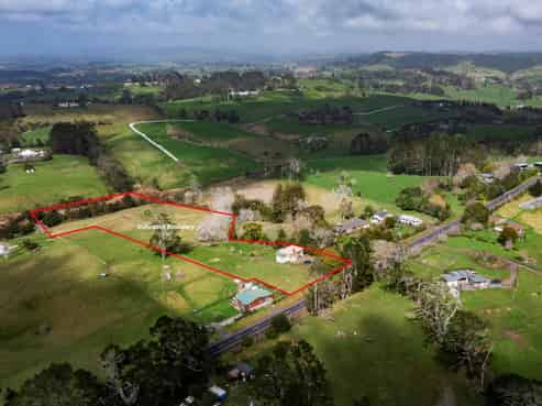 141  Tawa Road, Kumeu