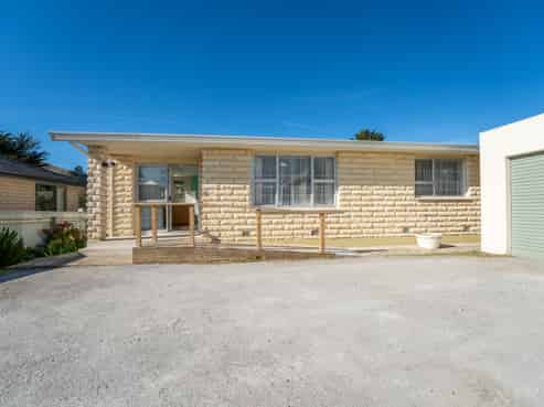 92C Ronaldsay Street, Palmerston