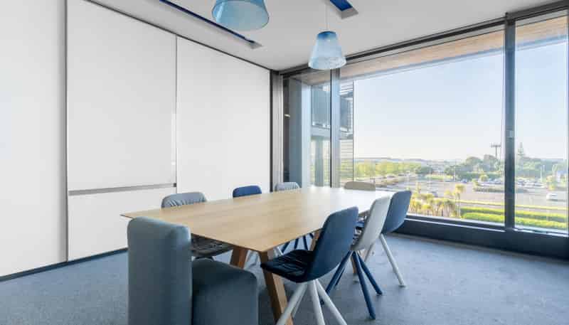 6 Leonard Isitt Drive, Auckland Airport