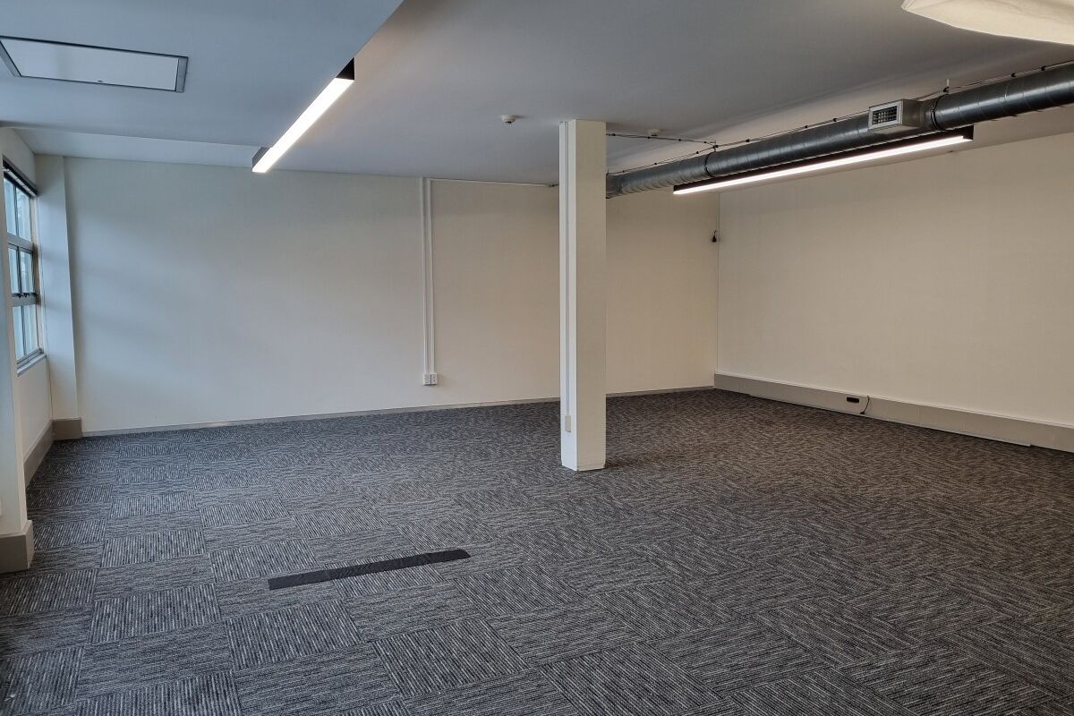Prime Office Space on Kent Terrace - Vista 5