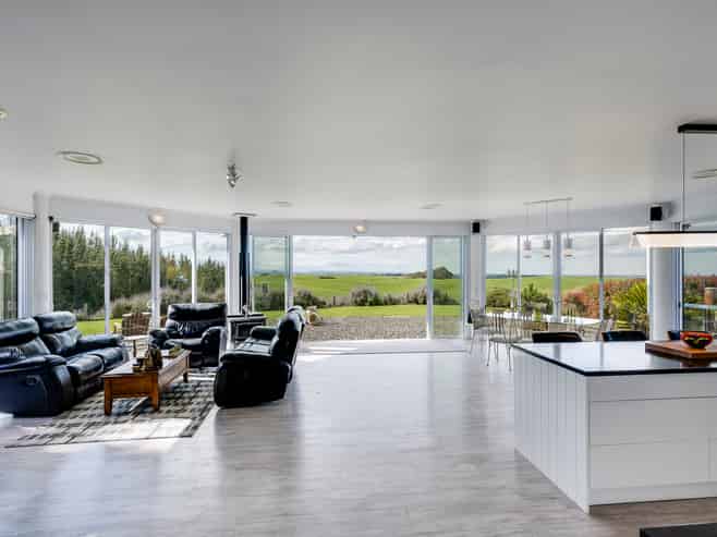 573a Whakapirau Road, Maraekakaho