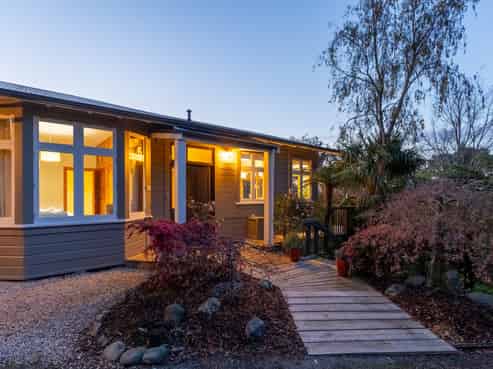 44 Van Diemen Street, Nelson South