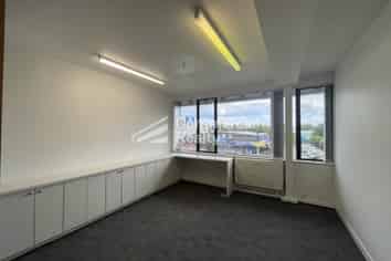 Beat The Traffic! 130Sqm Office On Aviemore Drive