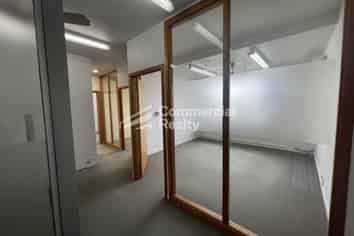 Beat The Traffic! 110M2 Office On Aviemore Drive
